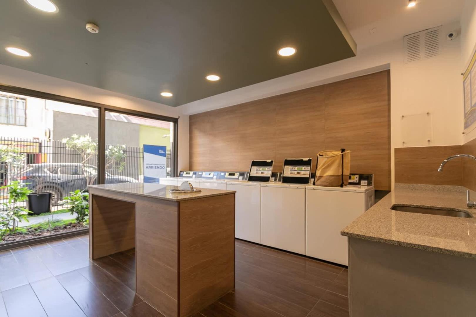 Family-friendly Urban Retreat In Sara Del Campo Apartamento *