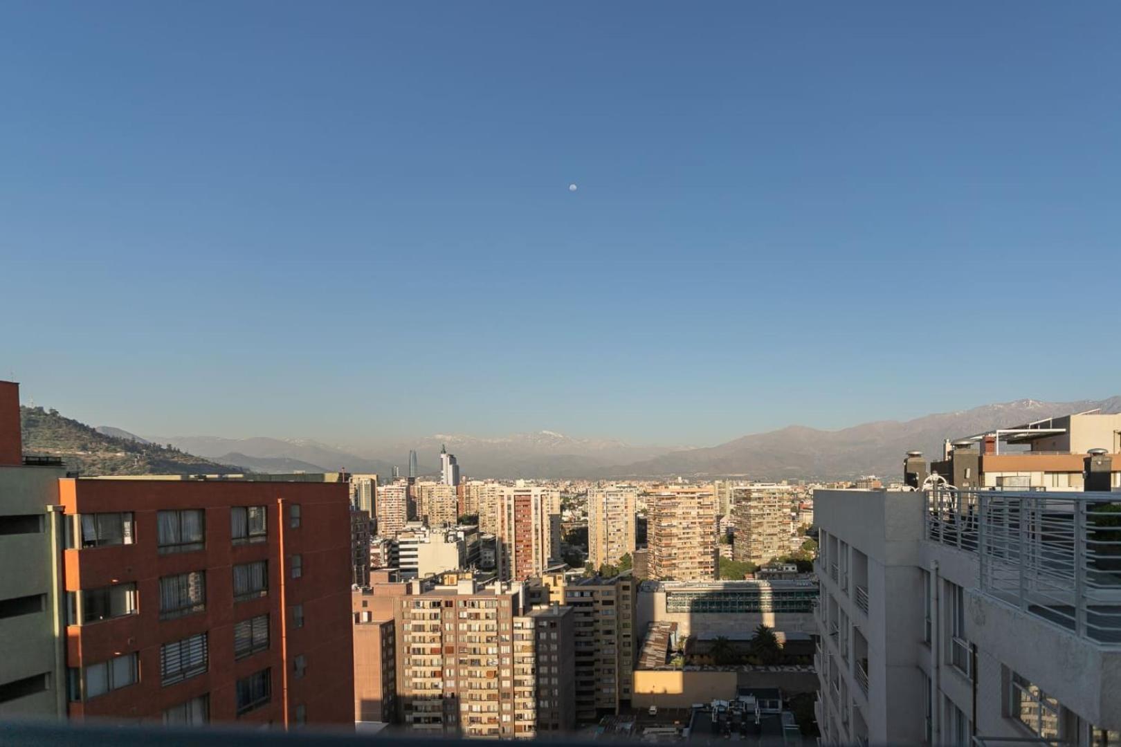 Family-friendly Urban Retreat In Sara Del Campo * Santiago