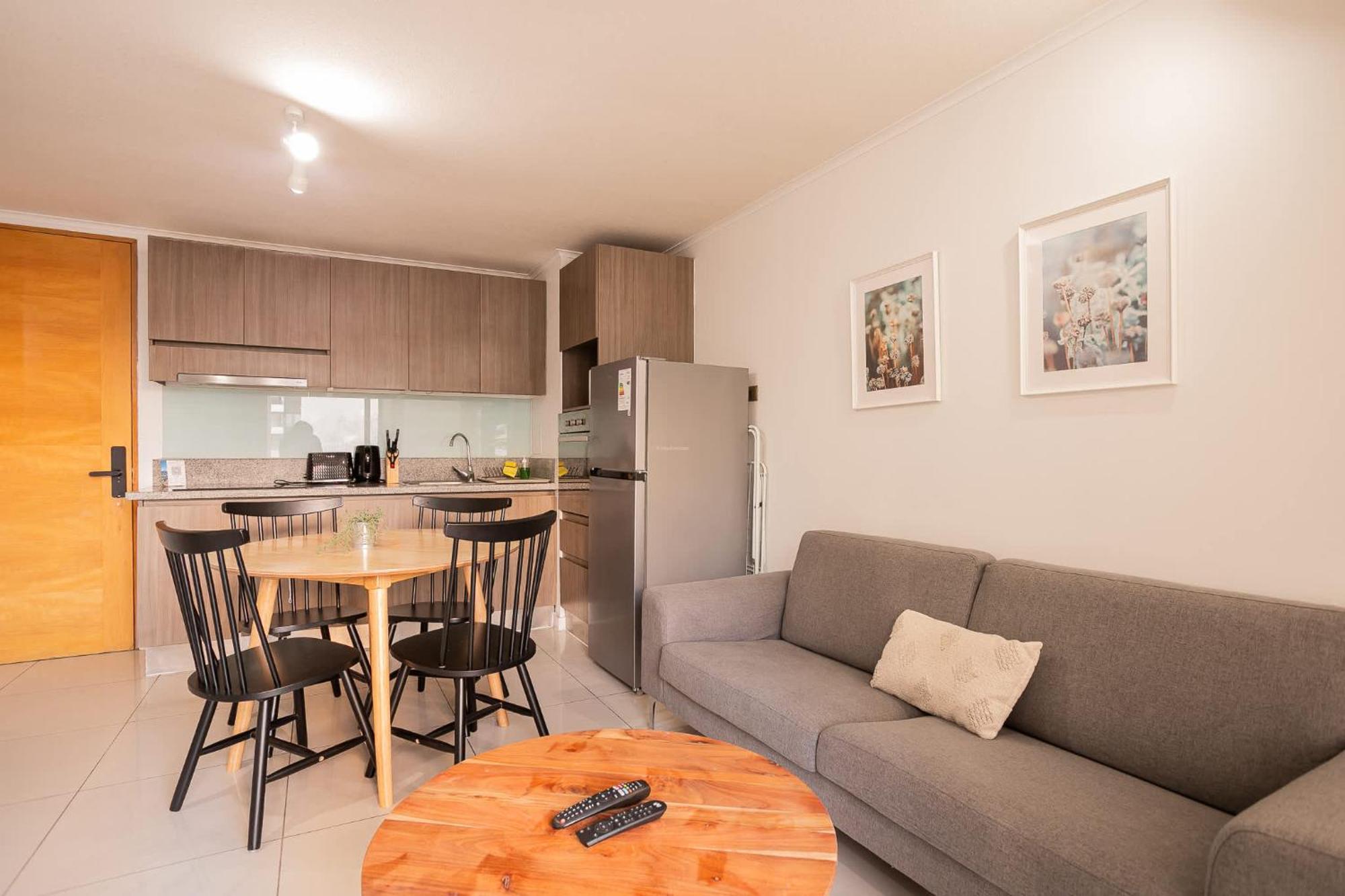 Family-friendly Urban Retreat In Sara Del Campo Apartamento